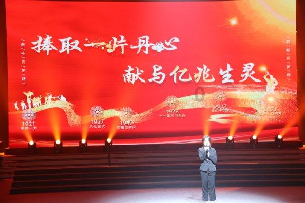 男女身高差多少合适?游戏画面